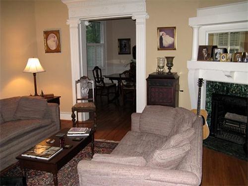 Charles Bass House Bed & Breakfast South Boston Exterior foto